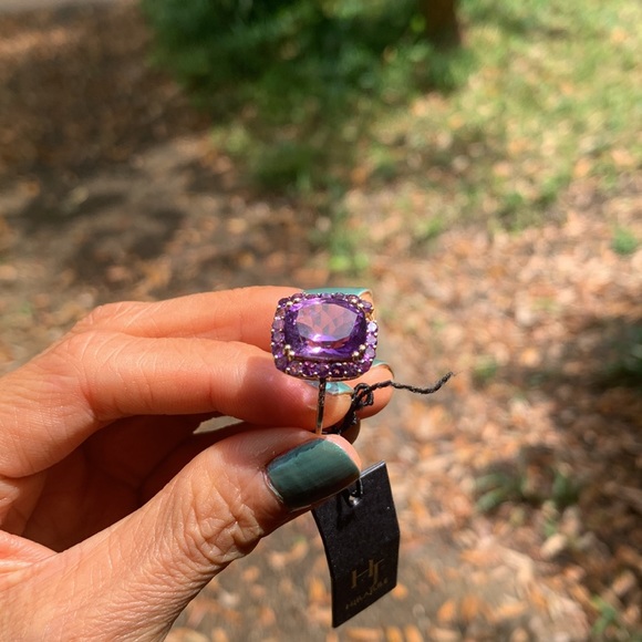 14K Gold with Amethyst and Diamond Ring - Picture 3 of 5